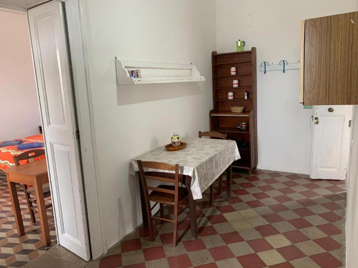 Case La Pergola Stromboli Bagian luar foto